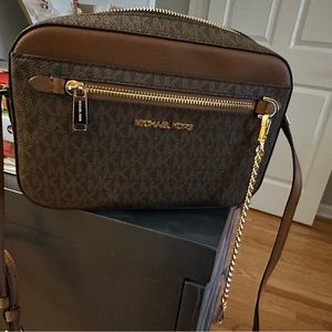 Michael Kors cross body bag